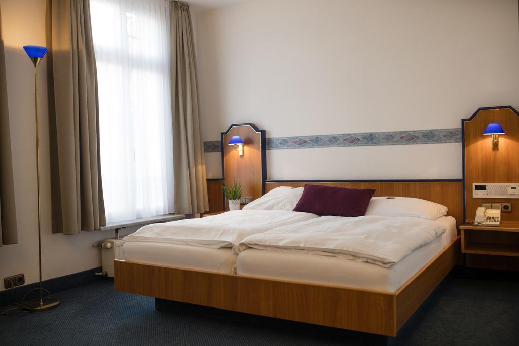 Parkhotel Tillmanns Eltville am Rhein Eksteriør billede